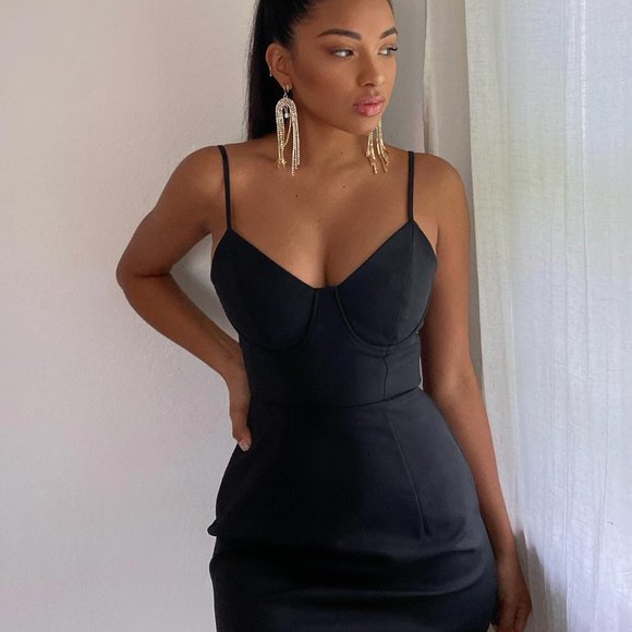 Princess Polly Novella Mini Dress Black (Sz6) - Picture 1 of 4